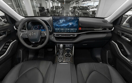 Toyota Highlander, 2026 год, 5 400 000 рублей, 8 фотография