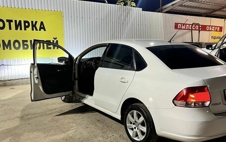 Volkswagen Polo VI (EU Market), 2010 год, 460 000 рублей, 4 фотография