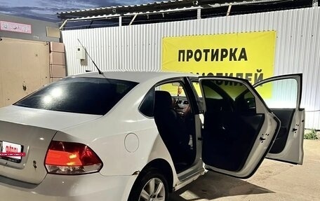 Volkswagen Polo VI (EU Market), 2010 год, 460 000 рублей, 3 фотография