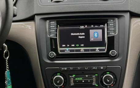 Skoda Yeti I рестайлинг, 2015 год, 1 499 000 рублей, 15 фотография