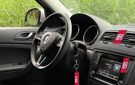 Skoda Yeti I рестайлинг, 2015 год, 1 499 000 рублей, 19 фотография