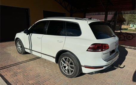 Volkswagen Touareg III, 2016 год, 2 500 000 рублей, 4 фотография
