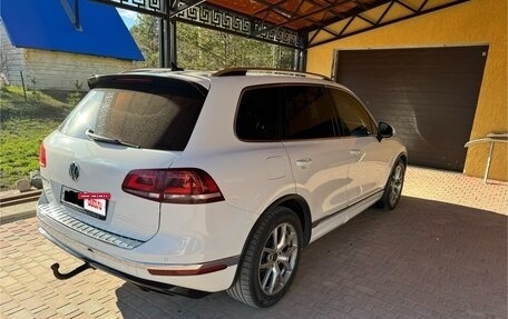 Volkswagen Touareg III, 2016 год, 2 500 000 рублей, 3 фотография