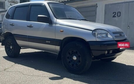 Chevrolet Niva I рестайлинг, 2004 год, 500 000 рублей, 4 фотография