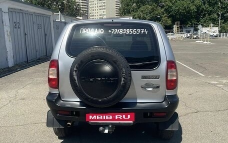 Chevrolet Niva I рестайлинг, 2004 год, 500 000 рублей, 19 фотография