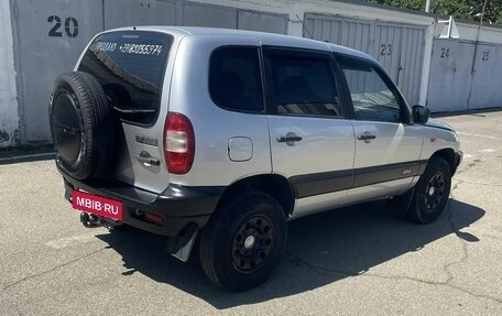Chevrolet Niva I рестайлинг, 2004 год, 500 000 рублей, 12 фотография