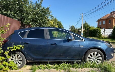 Opel Astra J, 2010 год, 480 000 рублей, 12 фотография