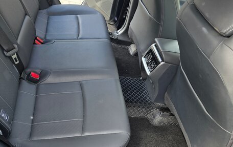 Toyota Harrier, 2022 год, 4 200 000 рублей, 24 фотография
