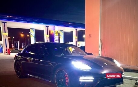 Porsche Panamera II рестайлинг, 2011 год, 3 250 000 рублей, 2 фотография