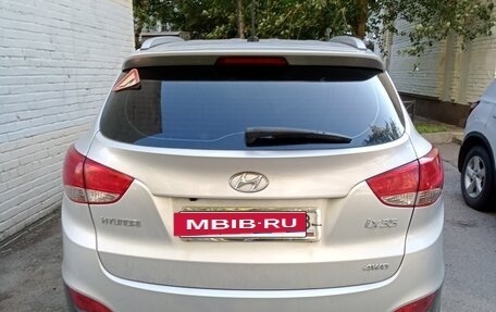 Hyundai ix35 I рестайлинг, 2012 год, 1 300 000 рублей, 2 фотография