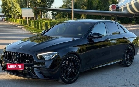 Mercedes-Benz E-Класс AMG, 2023 год, 8 800 000 рублей, 1 фотография