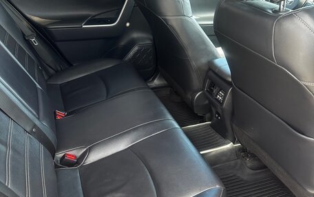 Toyota RAV4, 2022 год, 3 650 000 рублей, 6 фотография