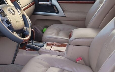Toyota Land Cruiser 200, 2012 год, 4 300 000 рублей, 7 фотография