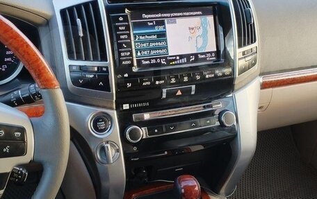 Toyota Land Cruiser 200, 2012 год, 4 300 000 рублей, 14 фотография
