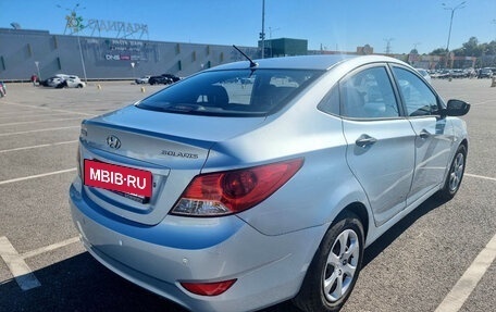 Hyundai Solaris II рестайлинг, 2011 год, 700 000 рублей, 2 фотография