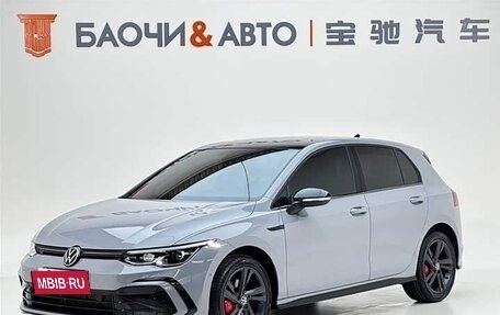 Volkswagen Golf VIII, 2023 год, 1 700 000 рублей, 1 фотография