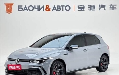 Volkswagen Golf VIII, 2023 год, 1 700 000 рублей, 1 фотография