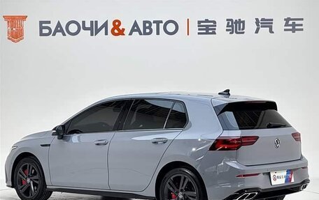 Volkswagen Golf VIII, 2023 год, 1 700 000 рублей, 6 фотография
