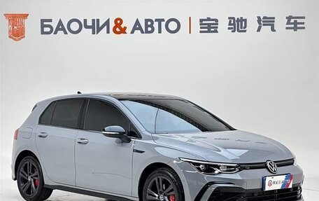 Volkswagen Golf VIII, 2023 год, 1 700 000 рублей, 3 фотография