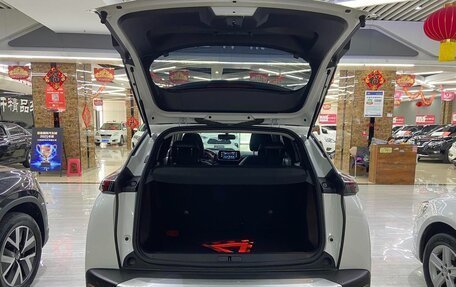 Peugeot 2008 II, 2022 год, 1 713 700 рублей, 7 фотография