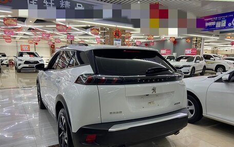 Peugeot 2008 II, 2022 год, 1 713 700 рублей, 4 фотография