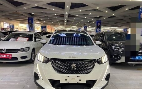 Peugeot 2008 II, 2022 год, 1 713 700 рублей, 5 фотография