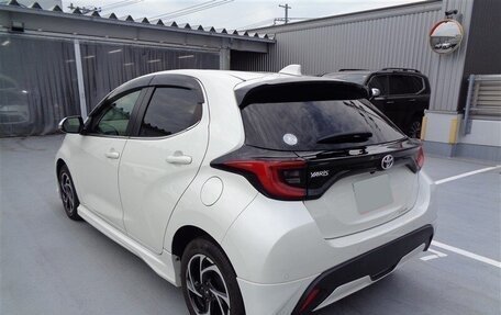 Toyota Yaris, 2021 год, 927 000 рублей, 8 фотография