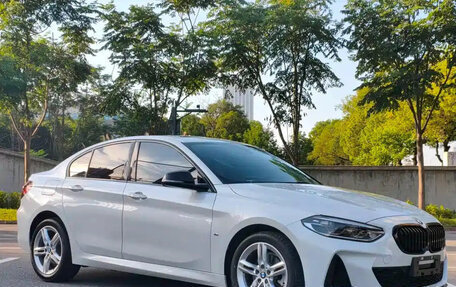 BMW 1 серия, 2023 год, 1 974 000 рублей, 3 фотография