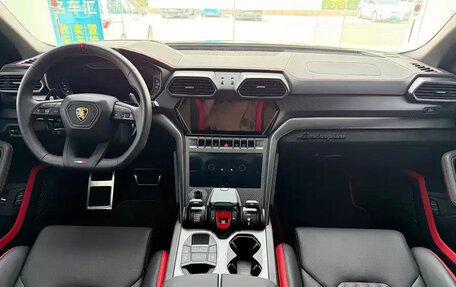 Lamborghini Urus I, 2024 год, 45 001 000 рублей, 8 фотография