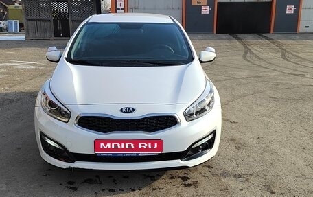 KIA cee'd III, 2016 год, 1 080 000 рублей, 2 фотография