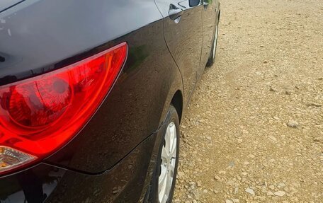 Hyundai Solaris II рестайлинг, 2011 год, 750 000 рублей, 9 фотография