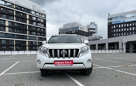 Toyota Land Cruiser Prado 150 рестайлинг 2, 2015 год, 4 400 000 рублей, 4 фотография