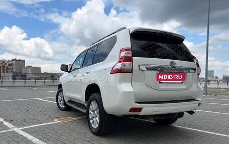 Toyota Land Cruiser Prado 150 рестайлинг 2, 2015 год, 4 400 000 рублей, 7 фотография