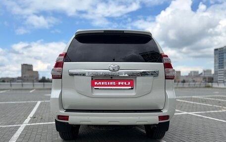 Toyota Land Cruiser Prado 150 рестайлинг 2, 2015 год, 4 400 000 рублей, 8 фотография