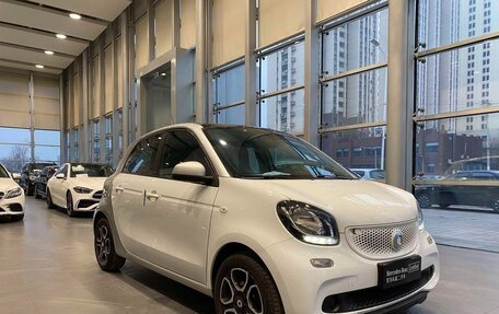 Smart Forfour II, 2017 год, 1 189 555 рублей, 3 фотография
