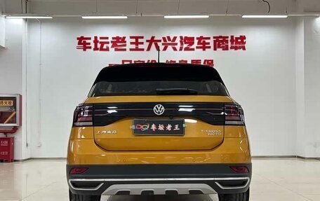 Volkswagen T-Cross I, 2021 год, 1 390 000 рублей, 5 фотография