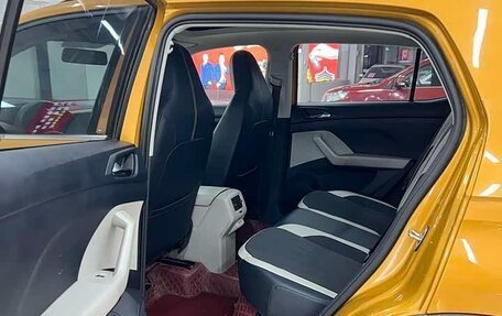 Volkswagen T-Cross I, 2021 год, 1 390 000 рублей, 13 фотография