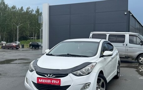 Hyundai Avante, 2011 год, 715 000 рублей, 2 фотография