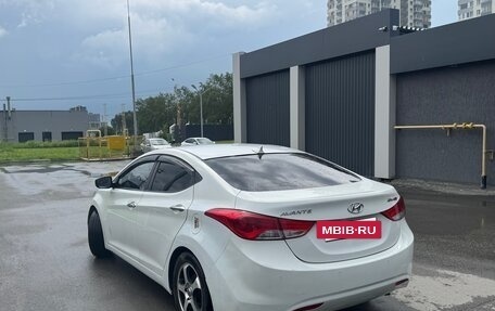 Hyundai Avante, 2011 год, 715 000 рублей, 8 фотография