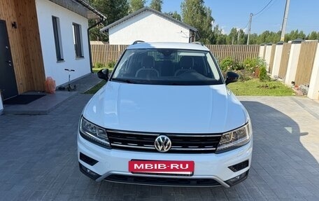 Volkswagen Tiguan II, 2019 год, 2 950 000 рублей, 6 фотография