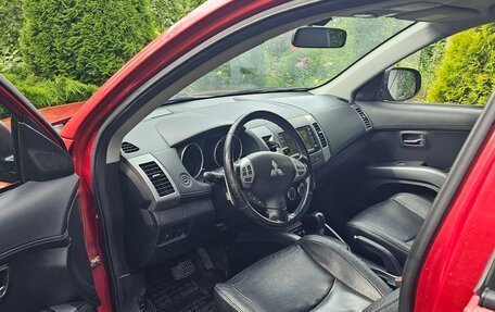 Mitsubishi Outlander III рестайлинг 3, 2011 год, 1 150 000 рублей, 5 фотография