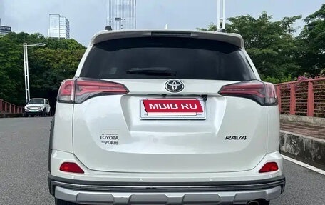 Toyota RAV4, 2019 год, 1 829 003 рублей, 7 фотография