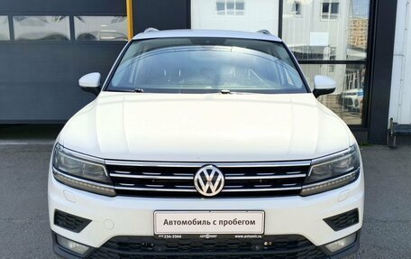Volkswagen Tiguan II, 2019 год, 2 430 000 рублей, 2 фотография