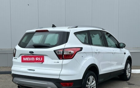 Ford Kuga III, 2018 год, 1 800 000 рублей, 6 фотография