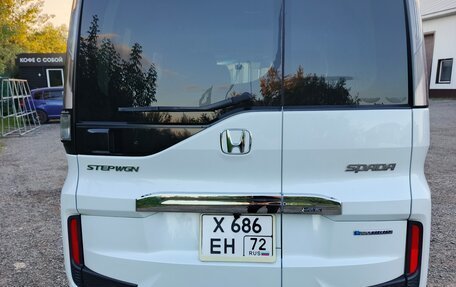 Honda Stepwgn IV, 2018 год, 2 300 000 рублей, 3 фотография