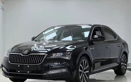 Skoda Superb III рестайлинг, 2024 год, 2 267 000 рублей, 1 фотография