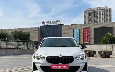 BMW 1 серия, 2021 год, 1 170 000 рублей, 2 фотография