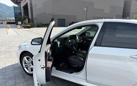 BMW 1 серия, 2021 год, 1 170 000 рублей, 8 фотография