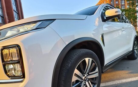Mitsubishi RVR III рестайлинг, 2019 год, 2 000 000 рублей, 3 фотография