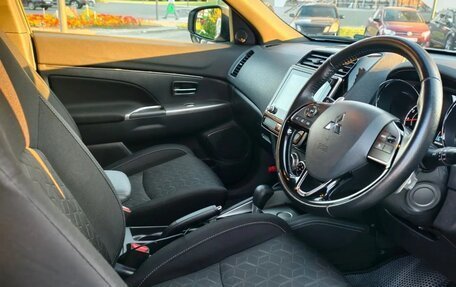 Mitsubishi RVR III рестайлинг, 2019 год, 2 000 000 рублей, 10 фотография